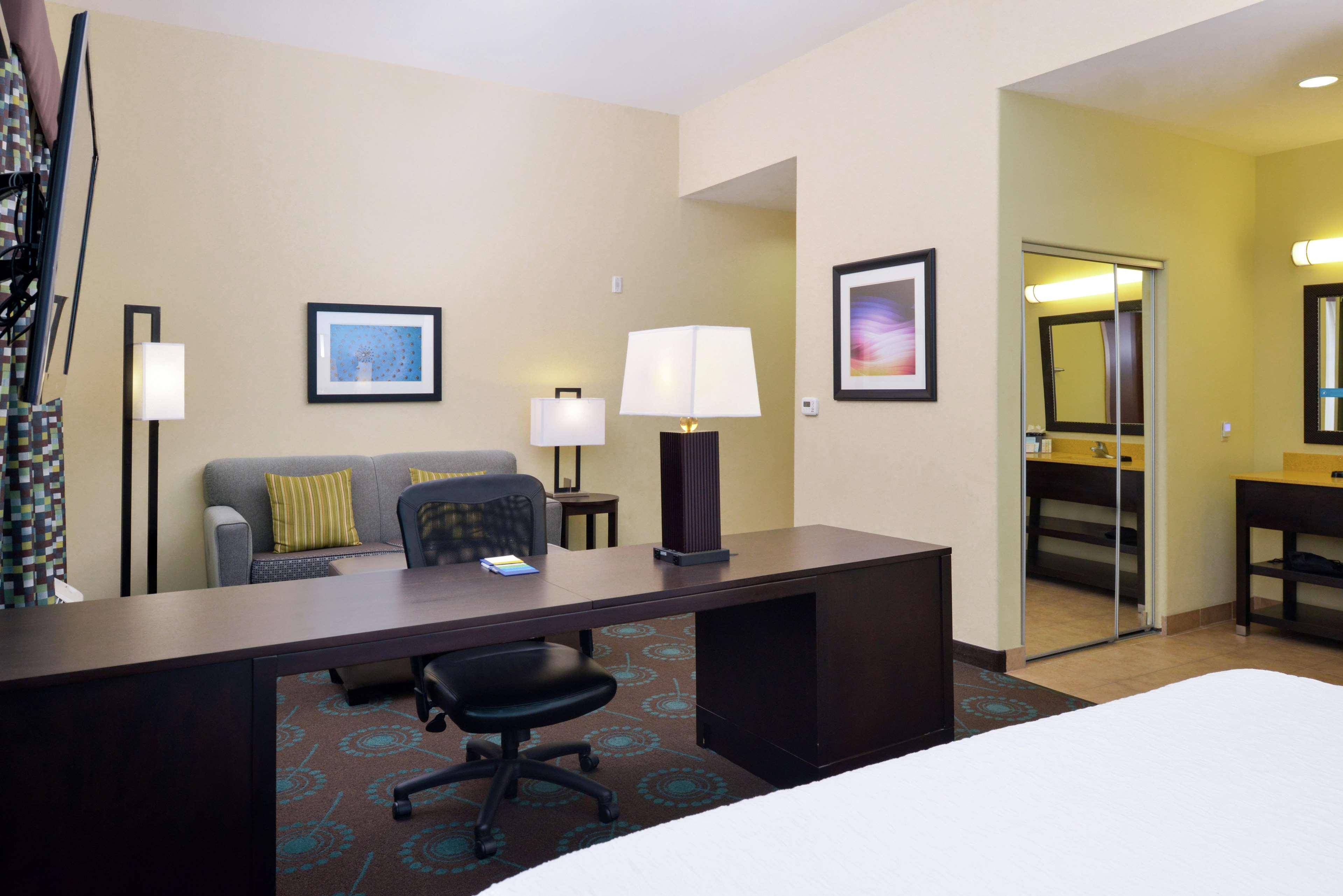 Hampton Inn Beeville Экстерьер фото